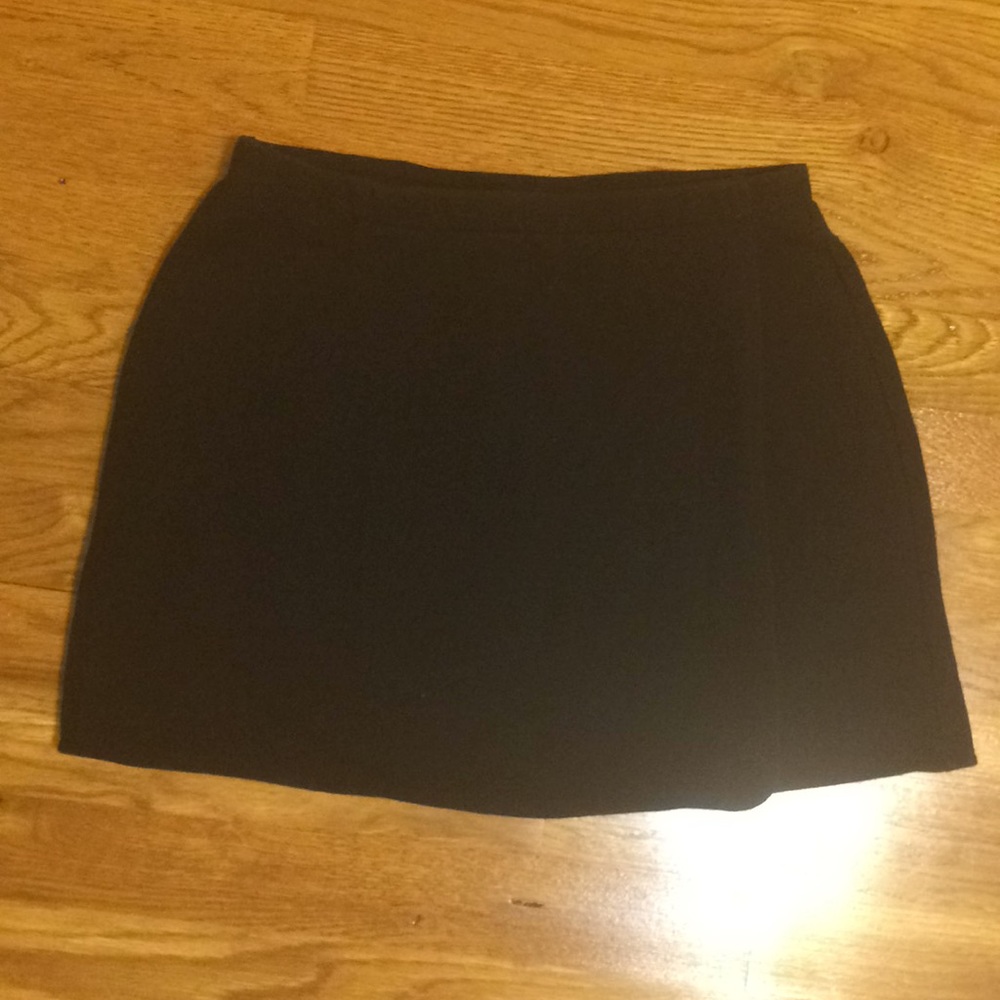 New York & Company skort